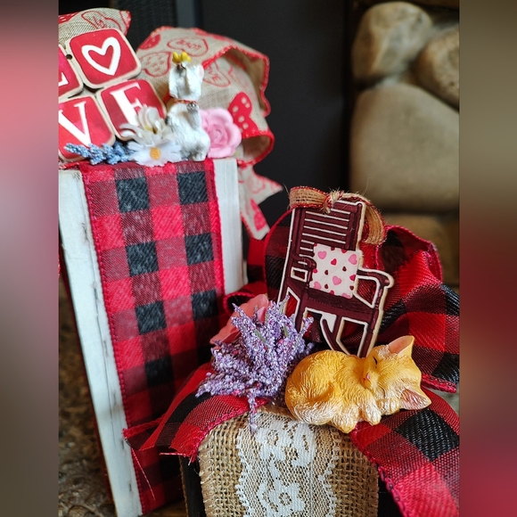 Handcrafted Decor - Picture 2 of 2